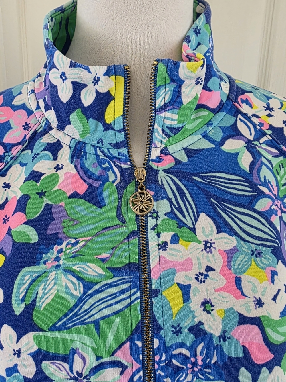 Lilly Pulitzer Melena UPF 50+ Popover Borealis Blue Social Quarter Zip SZ Large - Picture 4 of 11